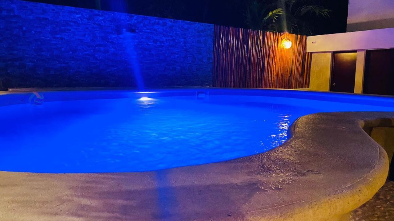 Casa Delfines Rio Lagartos Hotel Ngoại thất bức ảnh