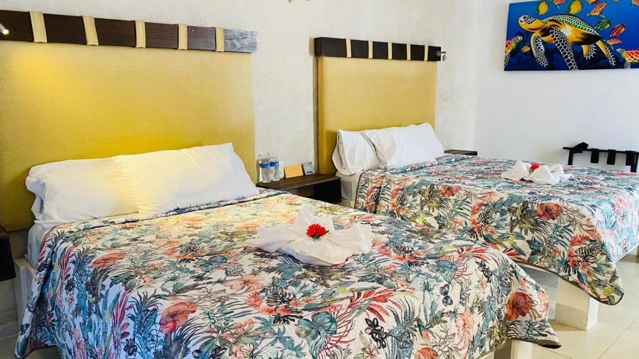 Casa Delfines Rio Lagartos Hotel Ngoại thất bức ảnh