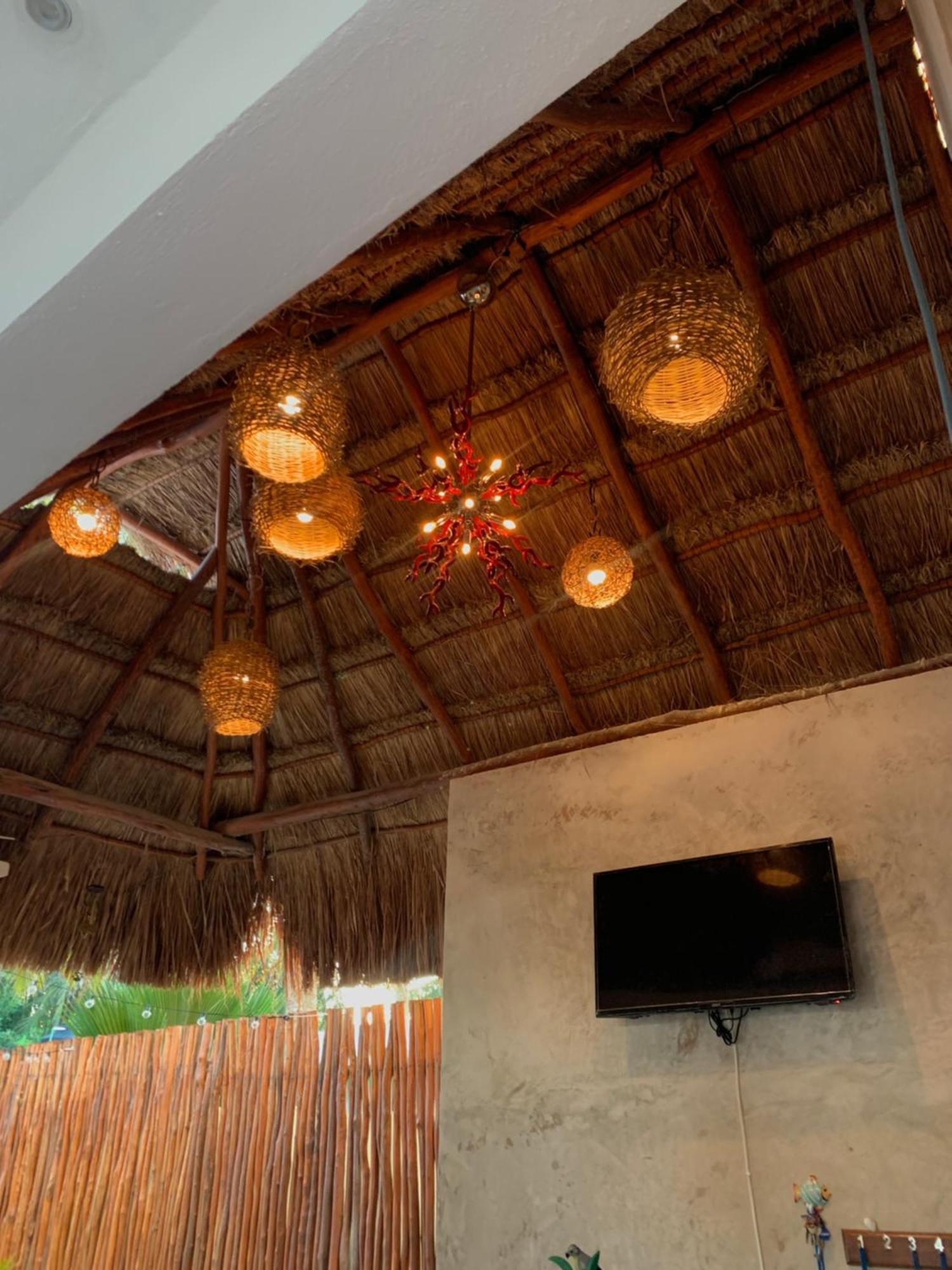 Casa Delfines Rio Lagartos Hotel Ngoại thất bức ảnh